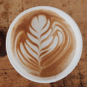 Meet your Posher, Alicia